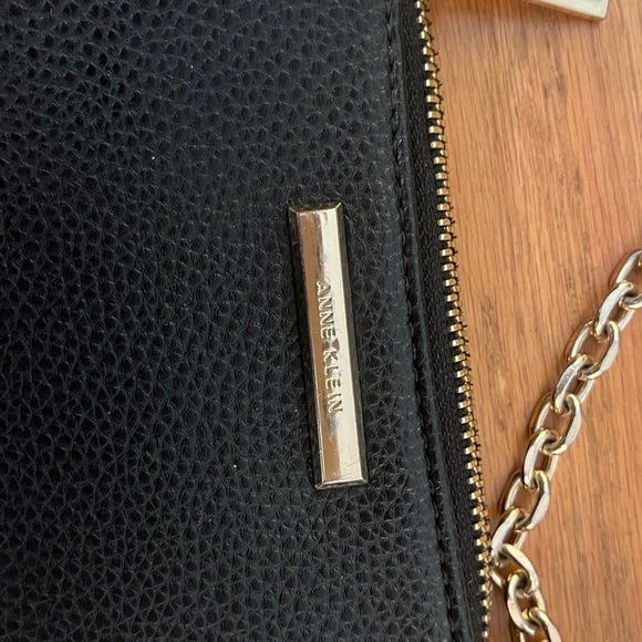 Anne Klein Black pebbled leather y2k wristlet pouch bag - Picture 4 of 5